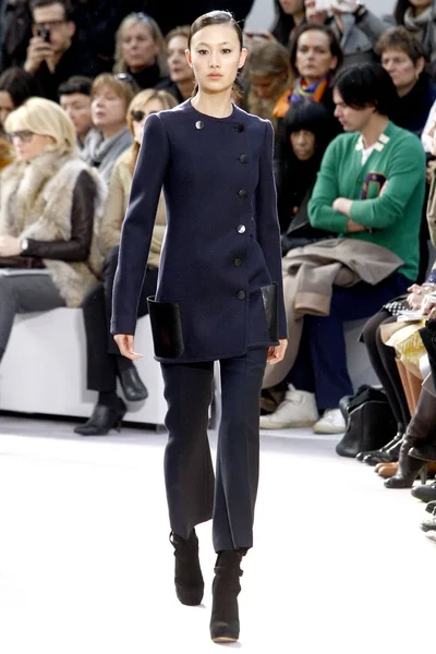 Look 5